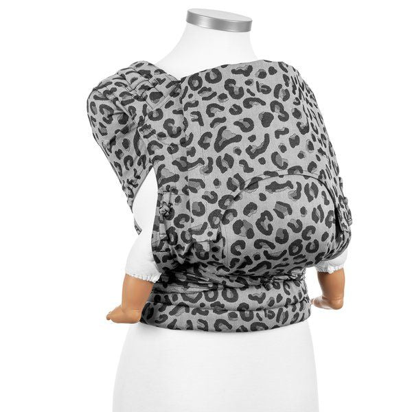 Fidella Fly Tai Bæresele - Leopard Silver - Baby - bæresele - MamaMilla
