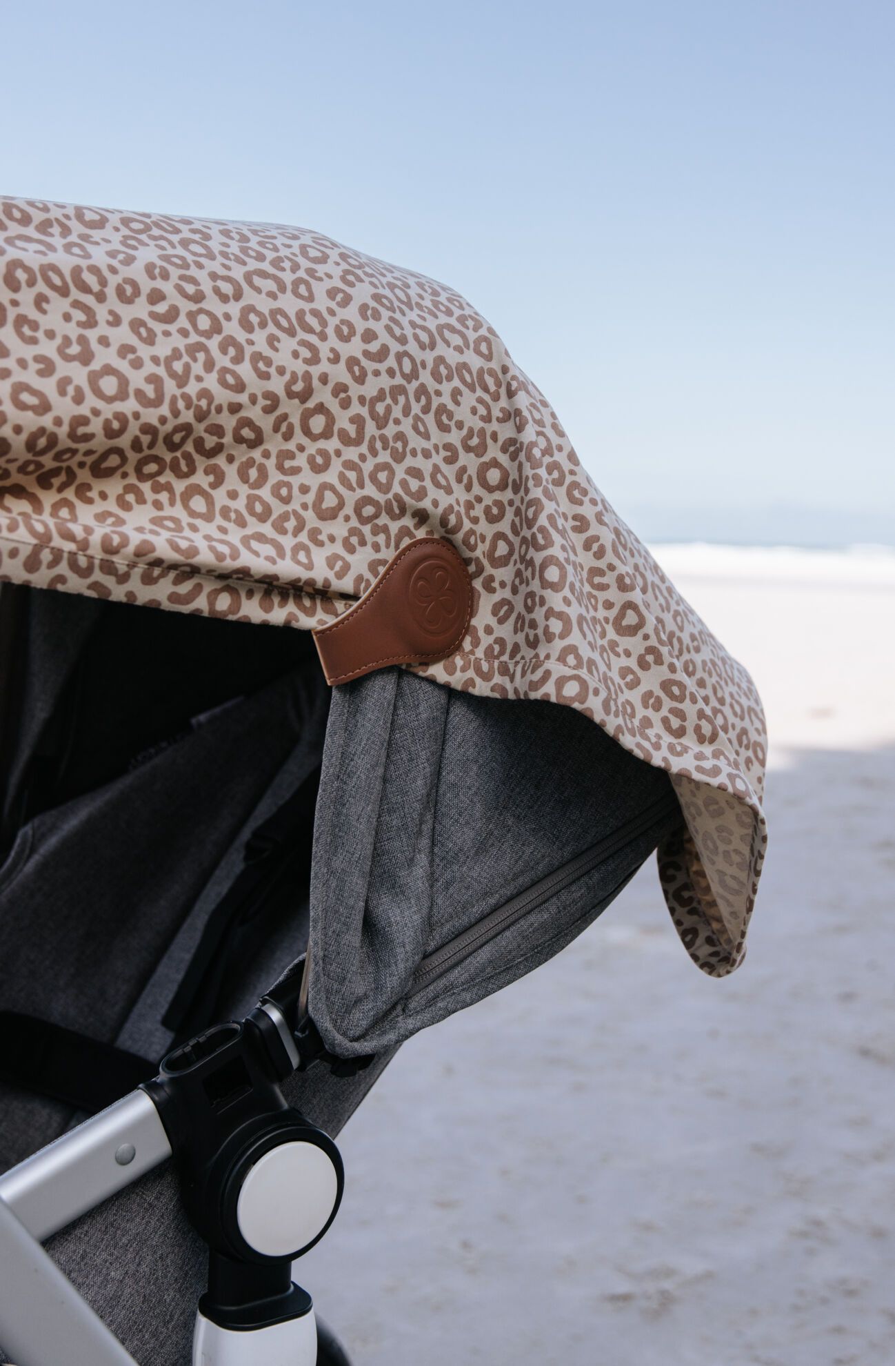 Cloby UV-tæppe med UPF 50+ - Leopard Brun - UV-tæppe - MamaMilla