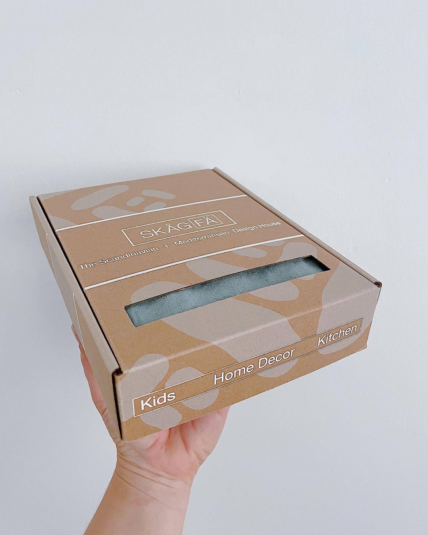 SKÅGFÄ Forklæde Uden Ærmer - 18-36+ mdr - Nature Pamper Grass - Forklæde - MamaMilla