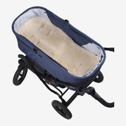 EasyGrow lammeskindstæppe til barnevognen - Grå - Lammeskindsindlæg - MamaMilla